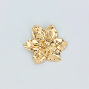 Broches de mode en alliage de zinc, forme de fleur géométrique, accessoire unisexe pour manteau et costume - Product Image 3