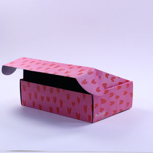 Caja de Cartón para Envíos Postales con Logotipo de Marca OEM Personalizado, Hecha de Papel Corrugado para Empaque, Envío y Transporte de Prendas - Product Image 3