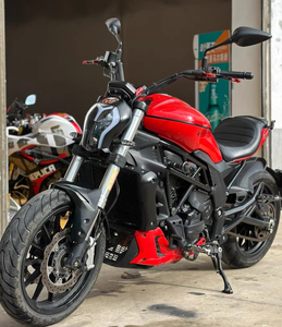 ปี <span class=keywords><strong>2019</strong></span> ราคาต่ำสุดสำหรับมอเตอร์ไซค์สตรีท 700 ซีซี เครื่องยนต์สองสูบ สีแดง คุณภาพสูง บำรุงรักษาง่าย ระบบระบายความร้อนด้วยน้ำ - Product Image 3