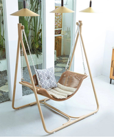Chaise à bascule 1 place pour loisirs, suspendue, couleur bois, mobilier d'extérieur, offre spéciale