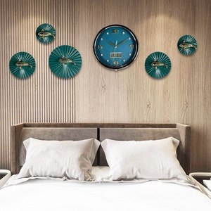 Accesorios de arte para decoración del hogar, piezas de lujo de estilo nórdico moderno, reloj de pared decorativo de concha de Metal - Product Image 4