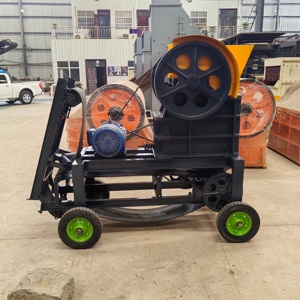 <span class=keywords><strong>Concasseur</strong></span> à mâchoires <span class=keywords><strong>mobile</strong></span> d'<span class=keywords><strong>occasion</strong></span> de petite taille avec moteur diesel, petit <span class=keywords><strong>concasseur</strong></span> de pierres. - Product Image 6