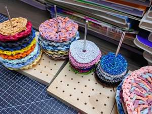 Vente en gros de rouleau de ficelle de raphia en papier souple à double brin torsadé coloré en papier de style corde naturelle pour emballage de cadeaux - Product Image 5