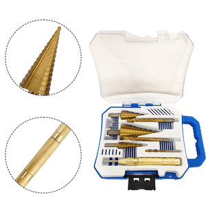Set di 7 punte elicoidali a gambo triangolare con scanalatura a spirale 4-12/20/32 per legno e metallo, in HSS rivestito in titanio, per foratura a gradini e centraggio - Product Image 1