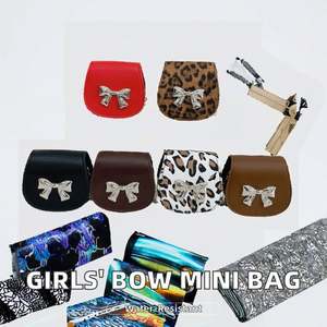 Sac à dos d'étudiant en PU de grande capacité décontracté et tendance, style rétro en denim, best-seller - Product Image 2