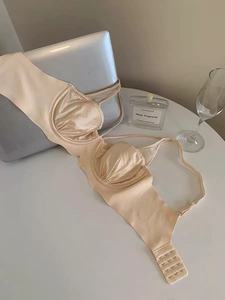 Sexy satin seamless bra, thin and flattering for <b>large</b> busts, soft underwire, breathable <b>cups</b>. - Product Image 4