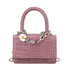 Borsa a tracolla <span class=keywords><strong>2021</strong></span> nuova <span class=keywords><strong>moda</strong></span> con Logo personalizzato da donna borsa Tote alla <span class=keywords><strong>moda</strong></span> in pelle sintetica borsa a tracolla personalizzata borsa firmata - Product Image 3