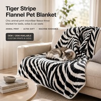 Plaid en flanelle à rayures tigrées noir et blanc, couverture polaire douce à imprimé animal pour canapé, lit et animaux domestiques