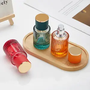 Groothandelsprijs Parfumfles 30Ml Gradiënt Ontwerp Kleur Glazen Fles Dop Deksel Glazen Flessen Cilindrisch Voor Parfum