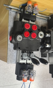 Oferta Especial: Nueva Válvula de Control Direccional Hidráulica Monobloque Multivía OEM 1P40 2P40 3P40 4P40 5P40 6P40 7P40 - Product Image 4