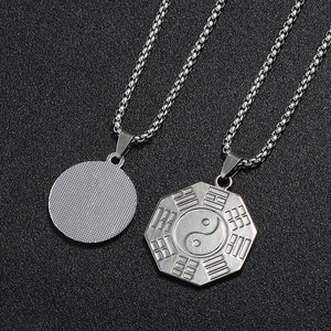 Collana con Ciondolo Yin Yang in Acciaio Inossidabile Smaltato Nero Stile Retrò, Gioielli Tai Chi Gossip in Stile Cinese per Uomo e Donna - Product Image 4