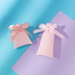 Bolsas de terciopelo rosa con cordón de 15x20cm, 12x15cm, 10x12cm, 7x9cm, 6x13cm con lazo de cinta para guardar joyas, regalos y empaques. - Product Image 2