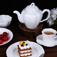 P & T Fournitures d'hôtel Ensembles de vaisselle de luxe Ensembles de thé classiques Assiette Plat Céramique Nouveau Bone China Bol Vaisselle pour la maison et la cuisine