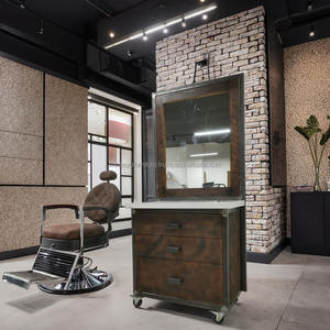 Estación de Barbería Estilo Rústico Vintage, Estructura de Hierro y Madera Contrachapada, Muebles Duraderos para Barbería y Salón de Belleza - Product Image 4