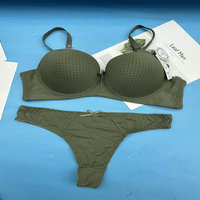 Ensemble soutien-gorge et culotte string pour adultes, style quotidien, fermeture arrière, modèle YWB108, taille 40-46, bonnet D, 2,15 $