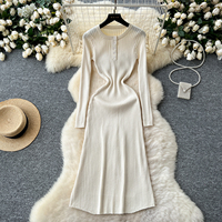 Robe midi décontractée élégante pour femmes, en tricot côtelé, à manches longues, coupe évasée, avec fermeture boutonnée, pour un usage quotidien