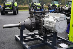 Tracteur <span class=keywords><strong>agricole</strong></span> hybride à économie <span class=keywords><strong>d</strong></span>'énergie DV3504 en promotion pour le labour et la culture sur les terrains boueux - Product Image 4