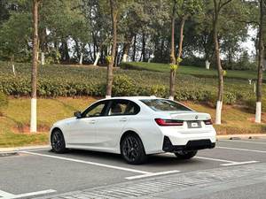 <span class=keywords><strong>BMW</strong></span> <span class=keywords><strong>320</strong></span> 330 2025 Berlina Automatica Turbo con Pneumatici R18 Guida a Sinistra Ottime Condizioni Esterne Prezzo Conveniente - Product Image 4