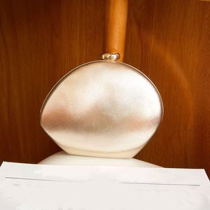 Euro-American Cross-Border Golden High-End Handmade PU Woven Polyester Metallic Design <b>Clutch</b> Crossbody Bag Tanjing - Product Image 4