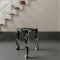 LANDER Triangle Marbre Table d'appoint Noir Grand Antique Petite Table pour intérieur Salon ou chambre à coucher Design moderne de luxe