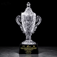 Coupe et trophée en cristal brillant personnalisés en gros pour les champions sportifs