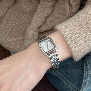 Nuevo reloj de pulsera para mujer con esfera cuadrada, correa de acero simple, reloj de cuarzo informal - Product Image 2