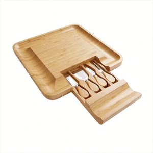 Ensemble de planches à découper en bambou personnalisées avec logo, pour fromages et charcuteries, 33x33x4.5cm, écologiques, durables, promotionnelles - Product Image 1