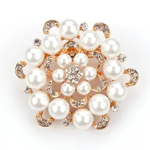 Broche perle strass pour femmes, broches personnalisées en cristal, épingle fleur de revers, dernière mode