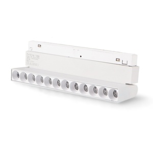 Spot LED 12W pour rail magnétique 48V, lumière blanche 3000K, idéal pour éclairer les espaces commerciaux et résidentiels. - Product Image 1
