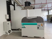 Cellule robotisée à 6 axes de type tiroir avec pompe de haute précision pour découpeurs à jet d'eau de matériaux composites résine et fibre de verre, machines industrielles