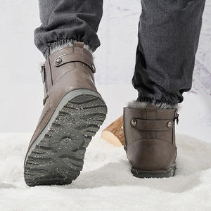 รองเท้าบูทหุ้มฉนวนกันความร้อนของผู้ชายกันความร้อนรองเท้าบูทกันหิมะสำหรับฤดูหนาวดีไซน์กลางน่องพร้อมหัวเข็มขัดโลหะ - Product Image 3