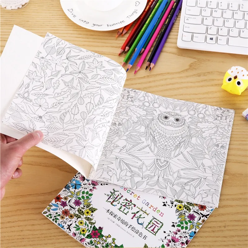 Hochwertiger Softcover-Malbuch druck für Erwachsene Entwerfen Sie Ihr eigenes Buch für Erwachsene