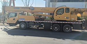 Grue sur camion XCM-G 25 tonnes modèle QY25K5D-1 de 2021, flèche à 5 sections avec flèches auxiliaire et principale, longueur de 43 m, moteur, pompe, boîte de vitesses, d'occasion - Product Image 5