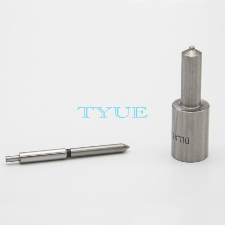 In Stock Fuel Injector Nozzle ZCK154S432 for Diesel Trucks