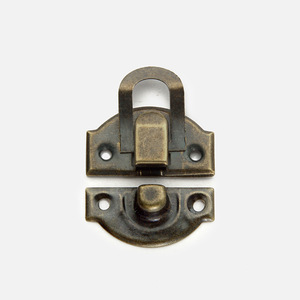 Boucle Yuanbao en fer plaqué argent antique jaune de Jingwei Hardware pour boîtes à bijoux et coffrets cadeaux - Product Image 4