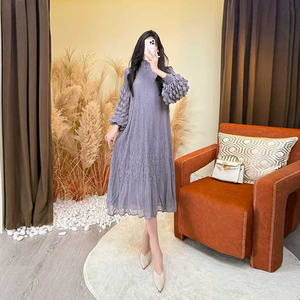 <span class=keywords><strong>Tenue</strong></span> musulmane <span class=keywords><strong>traditionnelle</strong></span> ample en polyester : robe décontractée plissée pour femmes - Product Image 4