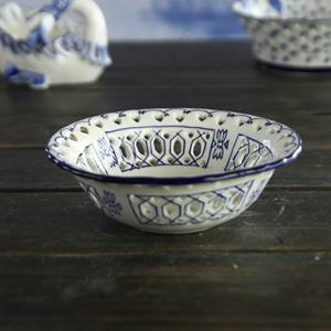 Vente en gros Panier creux en céramique de Delft en grès bleu et blanc - Product Image 3