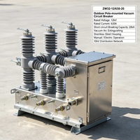 Disjoncteur à vide extérieur monté sur poteau ZW32-12FG/630-20, boîtier en acier inoxydable, commande électrique manuelle, 12 kV 50 Hz