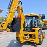 Chargeuse-pelleteuse 4x4, poids total en charge utile 8000 kg, engin de terrassement multifonctionnel pour travaux de construction