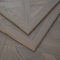 Parquet en bois massif multicouche brossé moderne sur mesure Sunhouse Unique Design 15 mm, 600*600 mm E0