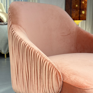 Poltrona di Lusso Moderna Rosa per Progetti Alberghieri e Ville, Sedia Lounge di Design su Misura in Velluto di Alta Gamma - Product Image 2