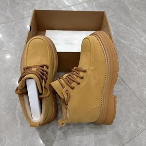 Zapatos casuales de exterior para hombre, de lana, cálidos y antideslizantes, diseño moderno, botines de cuero de alta calidad - Product Image 3