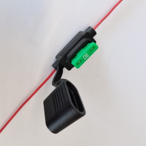 Portafusibles en línea de coche tipo hoja pequeña toma de corriente impermeable personalizada universal - Product Image 1