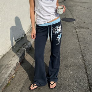 Pantalones de chándal acampanados de mujer 2026 azul marino con bordado floral, cintura alta, cordón ajustable, pierna ancha, pantalones casuales de descanso - Product Image 3