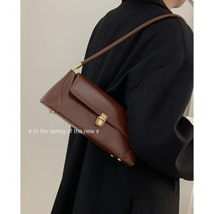 2024 nuevo bolso de mano de nicho francés de moda para mujer, bolso Retro para axilas, bolso de hombro de estilo antiguo medio de poliéster con correa única - Product Image 3