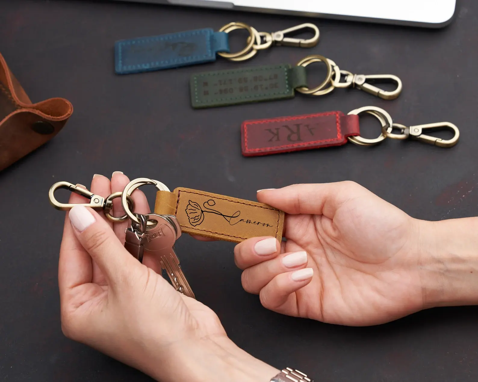 Leather Keyring Belt Clip Leather Valet Keychain Luxury Key Holder