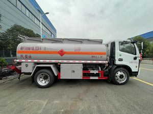 Camion-citerne à Diesel avec Remorque  Pas encore d'avis  Conforme aux normes européennes - Product Image 4