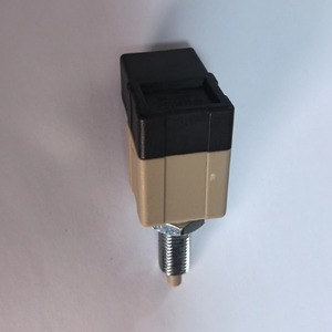 Interruptor de luz de freno 1017028161 para modelos Geely Gx7 antiguos, pieza de repuesto - Product Image 2