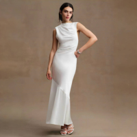 Robe longue en satin d'acétate blanc haut de gamme avec empiècements en dentelle, sexy, coupe ajustée, dos nu, pour vacances à la plage, vente en gros de vêtements pour femmes