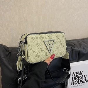 Bolso de Cámara de Marca <span class=keywords><strong>Guess</strong></span> 2025 con Estampado, Bolso Bandolera para Mujer - Product Image 3